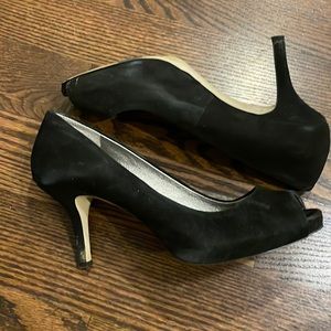 Black banana republic suede like peep toe shoes size 10